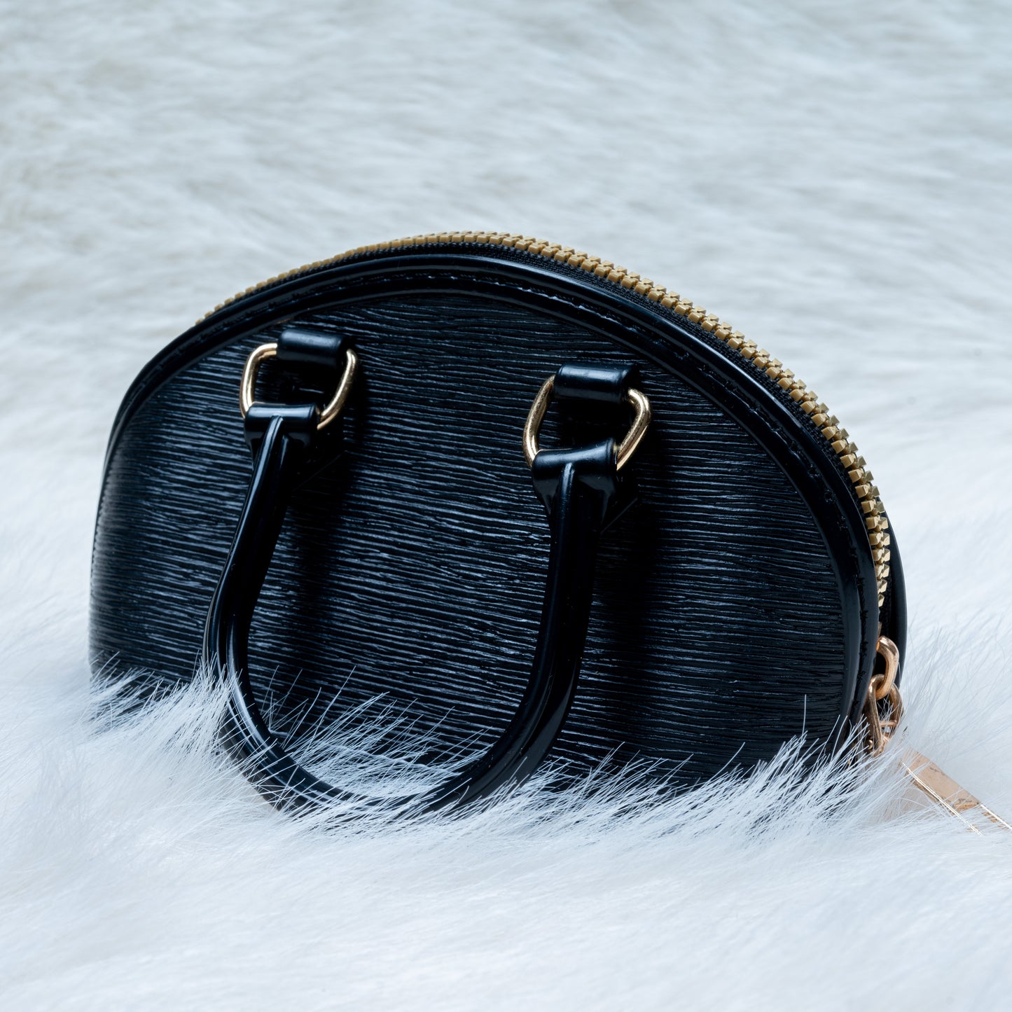 Elegant Kids Handbag – Classic Mini Style