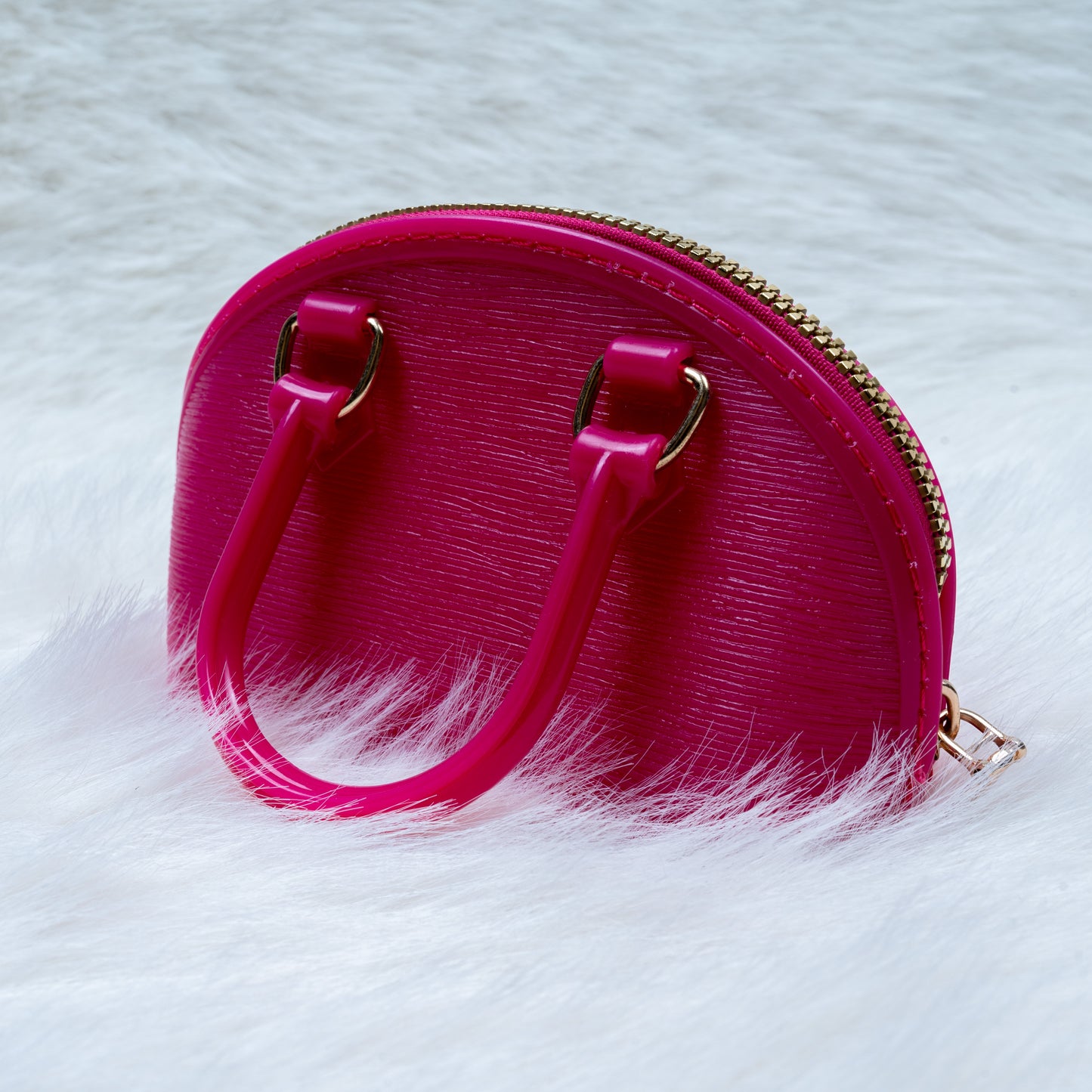 Elegant Kids Handbag – Classic Mini Style